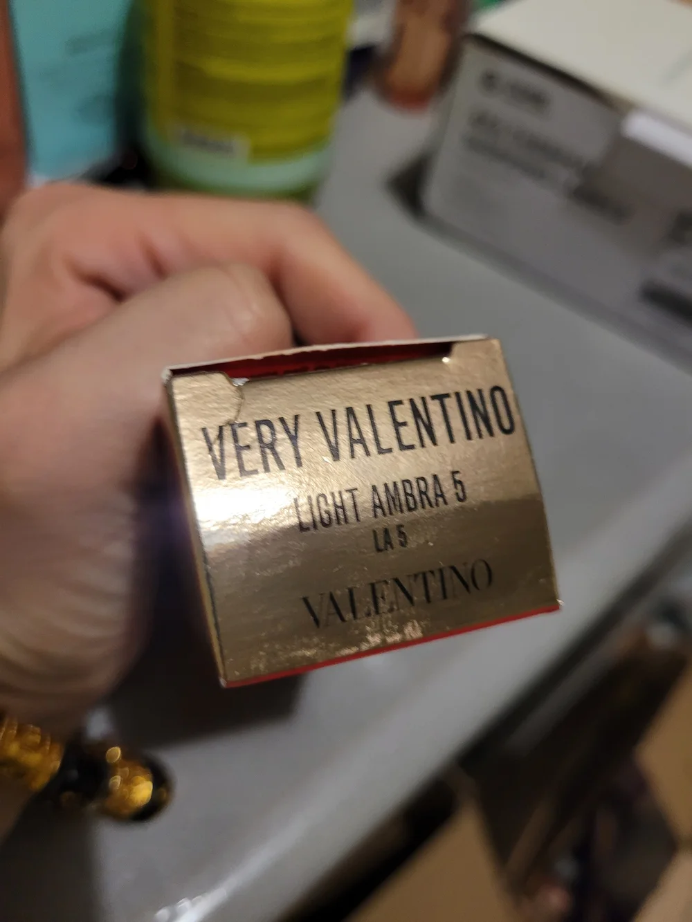 Very Valentino Foundation La 5